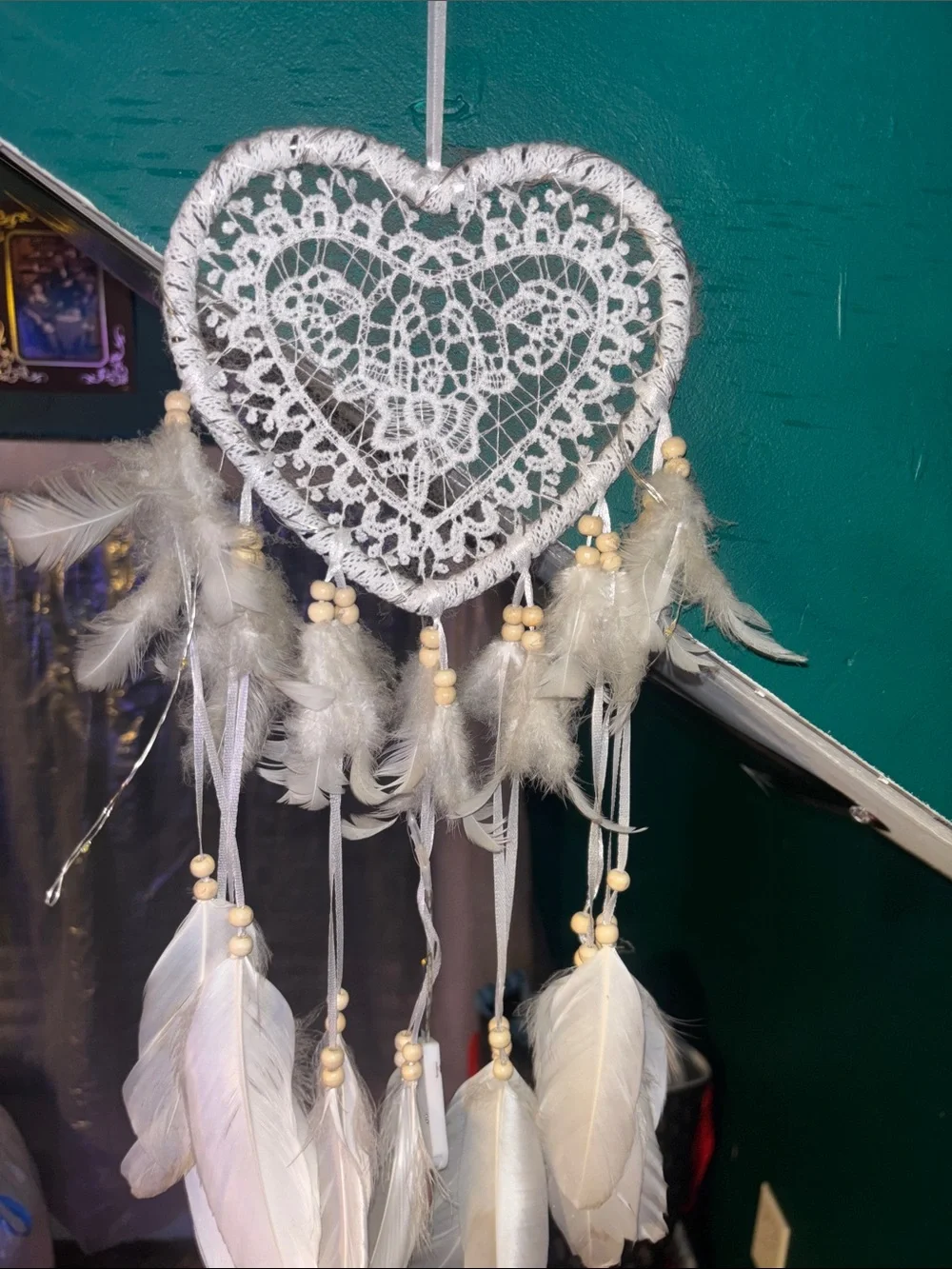 White Heart Lace Dreamcatcher Tapestry